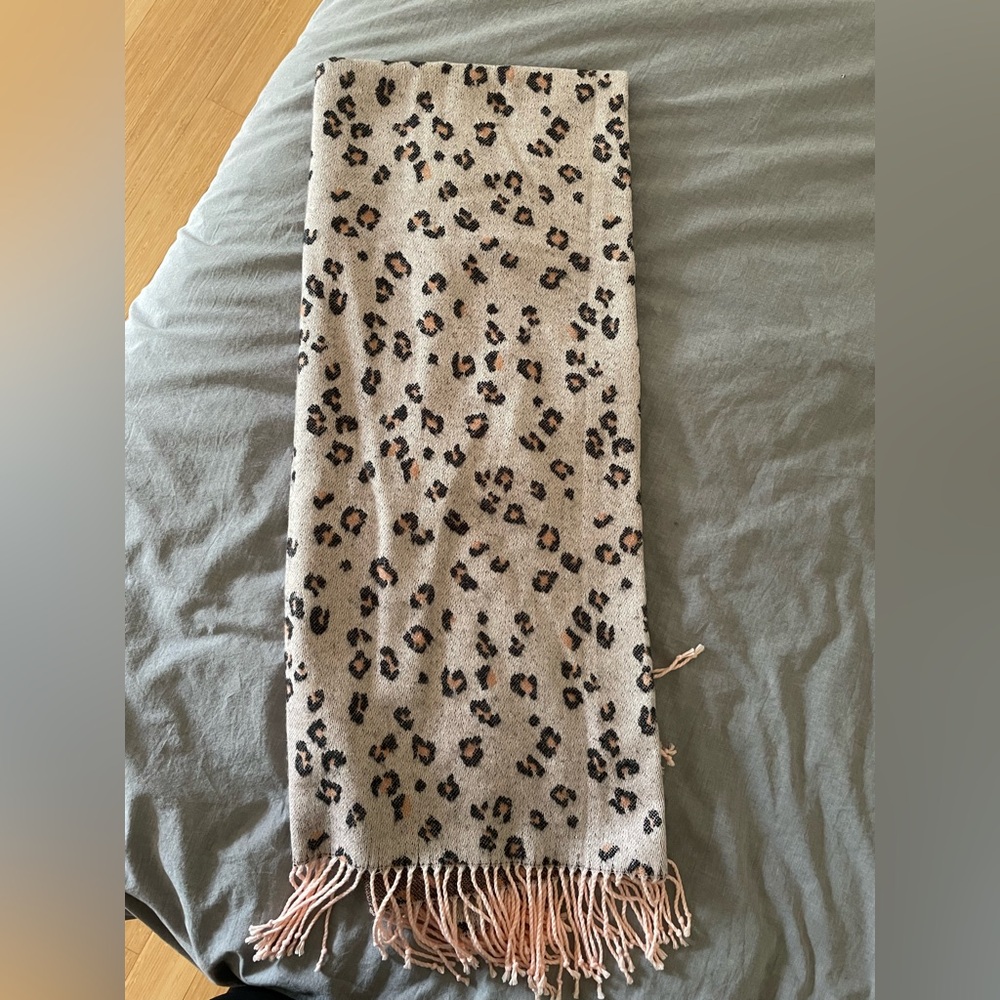 Tabitha Webb Pink and Black Leopard Print Blanket